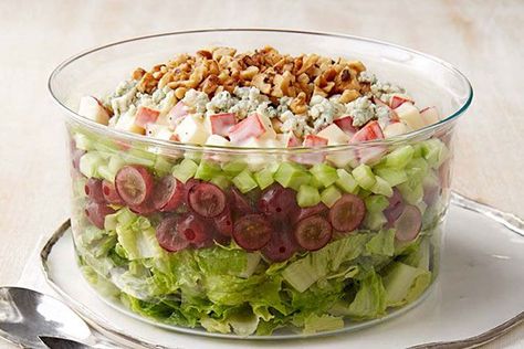 Layered Salad Recipes Waldorf Salad Recipe, Layered Salad Recipes, Christmas Salads, Waldorf Salad, Layered Salad, Salad Ideas, Kraft Recipes, Toasted Walnuts, How To Cook Quinoa