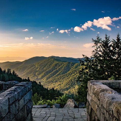 16 Must-do Hikes in Great Smoky Mountain National Park | Outdoor Project Smokey Mountains National Park, Smokey Mountains Vacation, Mountain Vacations, Mountain Travel, Appalachian Mountains, Great Smoky Mountains National Park, Smoky Mountain, Smoky Mountain National Park, Appalachian Trail