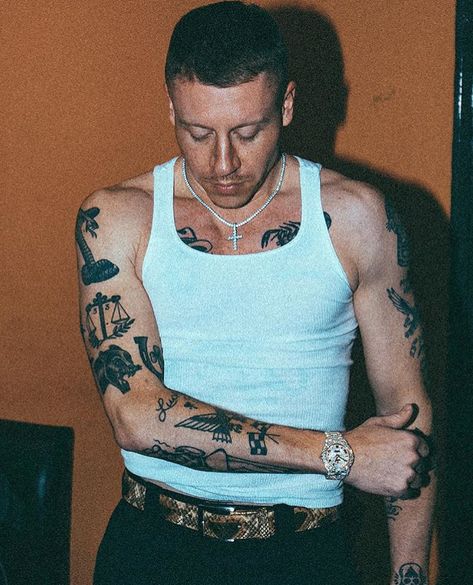 Money Tattoo, Flash Tattoo Designs, Chest Piece Tattoos, Macklemore, Badass Aesthetic, Inked Men, Old Money Style, Vintage Tattoo, Cool Fits