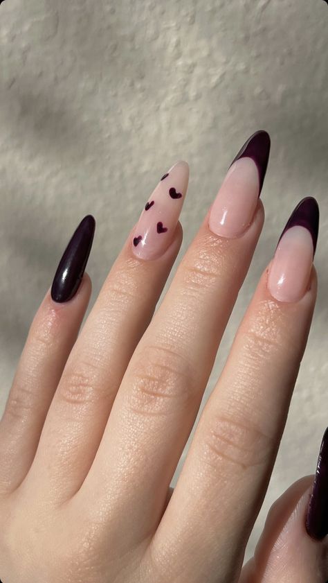 Dark Red Heart Nails, Black And Red Nails Ideas, Latest Iphone, Cold Nights, Heart Nails, Simple Nails, Stylish Nails, Beautiful Nails, Nails Inspiration