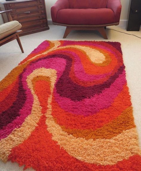 Aesthetic Rugs, Rugs Room, Funky Rugs, Hippie Aesthetic, Room Deco, Aesthetic Rooms, Room Inspiration Bedroom, Room Ideas Bedroom, Bedroom Aesthetic