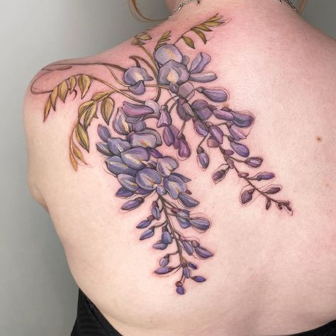 Wisteria Tattoo, Goth Tattoo, Sun Tattoos, Incredible Tattoos, Cute Small Tattoos, Botanical Tattoo, Trash Polka, Jewelry Tattoo, Tattoo Trends