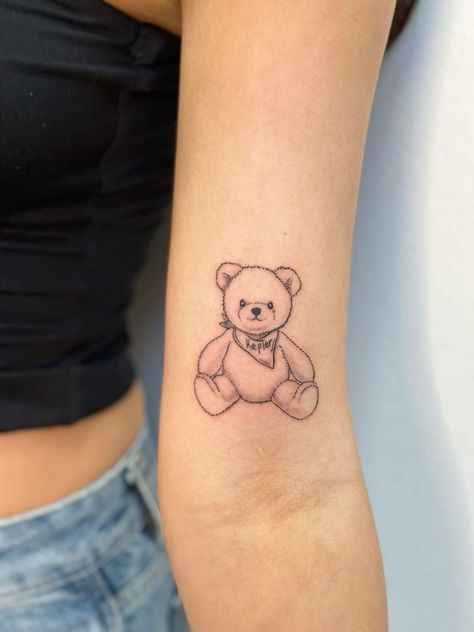 Cute Teddy Bear Tattoos For Women, Teddy Bear Heart Tattoo, Teddy Bear Traditional Tattoo, Baby Bear Tattoo Ideas For Women, Mawmaw Tattoo, Teddy Bear Tattoo Small Simple, Bear Outline Tattoo, Cute Teddy Bear Tattoo, Teddy Bear Tattoo Designs