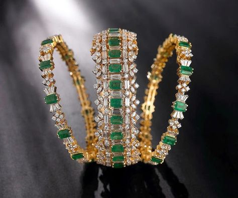 22 Carat Gold Jewellery, Diamond Bangles, Diamonds And Pearls, Wedding Jewellery Collection, Bangles Jewelry Designs, Ruby Emerald, Gold Bangles Design, Bangle Designs, Latest Jewellery