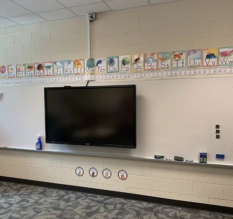 Fun Classroom Wall Decor Ideas for Above your Whiteboard 5 White Board Decoration Ideas, Teacher Chairs, Classroom Clock, Whiteboard Wall, Cinder Block Walls, Classroom Hacks, Classroom Wall Decor, Fridge Storage, Mini Fridges