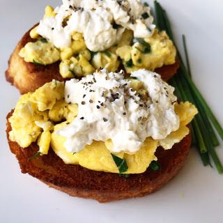 Burrata And Eggs, Burrata Egg Toast, Burrata Eggs, Basque Chicken, Burrata Recipe, Avocado Toast Egg, Vegan Meat, Burrata Cheese, Egg Toast