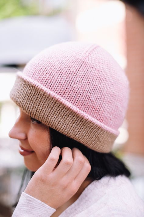 Mindy Reversible Beanie - I Like Knitting Provisional Cast On, Knit Beanie Pattern, Beanie Hat Pattern, Hat Patterns Free, Knitting Patterns Free Hats, Circular Knitting Needles, Beanie Pattern, Knit Stitch Patterns, Knit Mittens