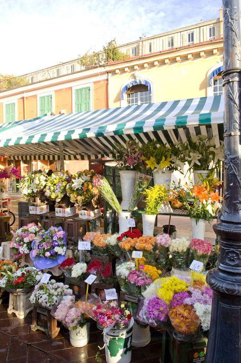 Window Wonderland, French Markets, Cheap International Flights, Nice Cote D Azur, French Flowers, Flower Shops, Mediterranean Cruise, Visit France, Outdoor Market