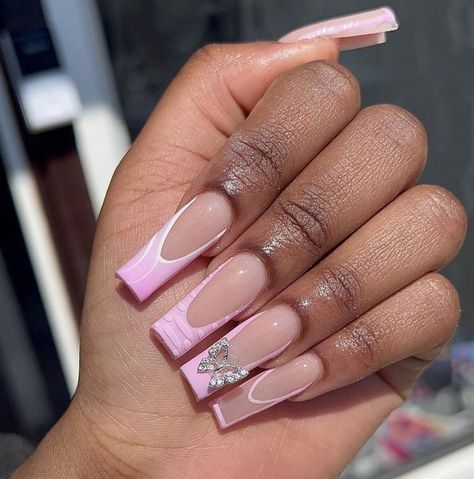 There's a new beauty trend taking over Instagram and it's absolutely stunning. Say hello to "quartz nails". White French Tips With Glitter, Abstract French Tip, French Tips With Glitter, Pink Nail Design, Pink Tips, Quartz Nails, Long Acrylic Nail Designs, Drip Nails, Colored Acrylic Nails