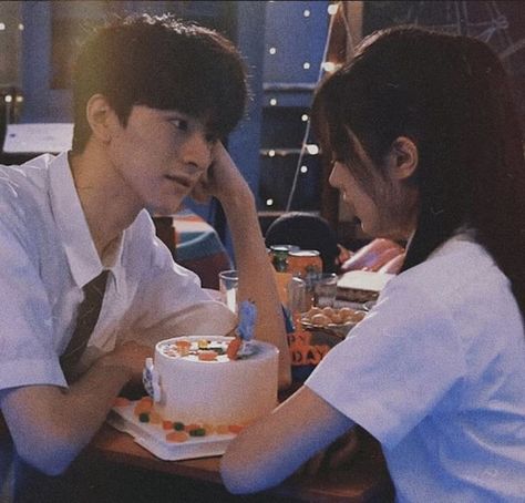 One Week Friends Chinese Drama, Meena Cartoon, Cdrama Aesthetic, Soft Couple, College Couple, Zhao Jinmai, School Crush, Comedy Pictures, Funny Stickman