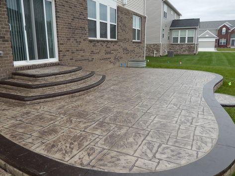 Concrete Stamping Patterns, Backyard Cement Patio Ideas, Poured Concrete Patio Ideas, Patios Ideas Backyard, Texas Patio, Stamped Concrete Patio Ideas, Stamped Concrete Colors, Stamped Patio, Concrete Stamping