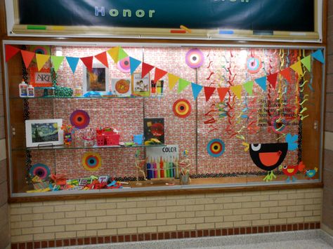 Bulletin Boards to Remember: So Many Gorgeous Choices! Back to School School Wide Themes, Back To School Displays, Multicultural Art, Elementary Art Classroom, Art Bulletin Boards, School Entrance, School Store, School Hallways, Counseling Office