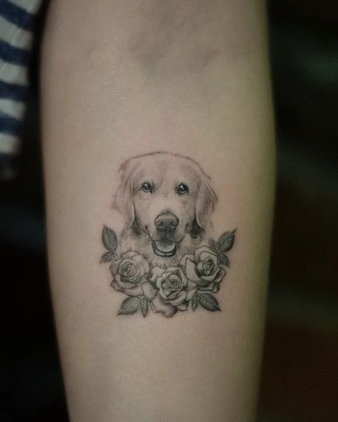 Small cute Micro realism fineline realistic pet portrait tattoos of golden retriever dog tattoo by Alexandyr Valentine done at Parliament house studio tattoo shop brisbane Golden Retriever Portrait Tattoo, Golden Retriever Fine Line Tattoo, Small Tattoos Dog, Etching Tattoos, Pet Portrait Tattoos, Golden Retriever Tattoo, Tattoos Dog, Unique Tattoos Black Women, Retriever Tattoo