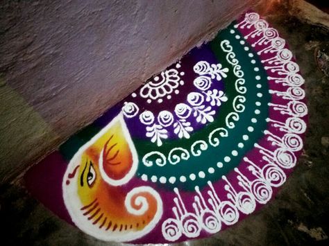 Rectangle Rangoli Designs, Sanskar Bharti Rangoli Designs, Sanskar Bharti Rangoli, Ganesh Rangoli, Poster Rangoli, Border Rangoli, Very Easy Rangoli Designs, Rangoli Designs Photos, Rangoli Designs Simple Diwali