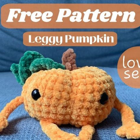 Cute And Spooky, Crochet Halloween, Quick Crochet Patterns, Halloween Crochet Patterns, Funny Pumpkins, Beginner Crochet Projects, Beginner Crochet, Christmas Card Crafts, Card Crafts