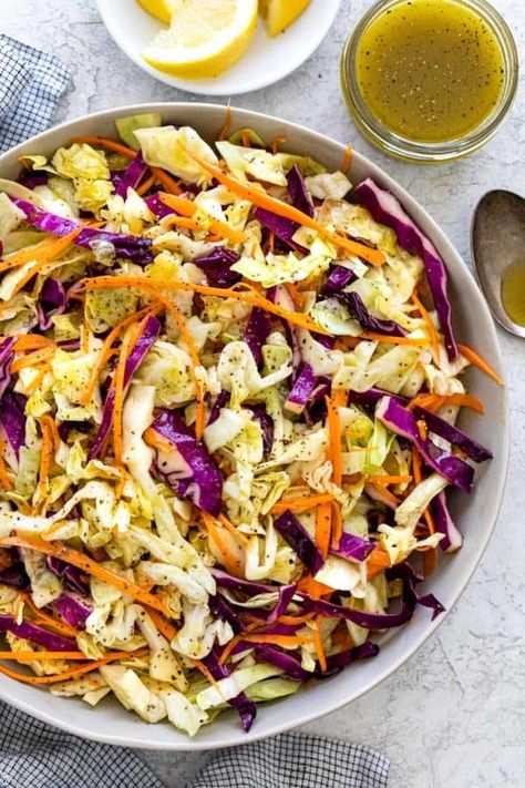 Easy vinegar coleslaw made with shredded vegetables and a sweet tangy dressing. It’s a lighter version of the classic recipe without sacrificing on flavor. #vinegarcoleslaw #coleslaw #sidedish #july4th #potluck Peanut Coleslaw, Vinegar Coleslaw, Chicke Recipes, Vegan Side Dishes, Pulled Pork Sandwich, Coleslaw Recipe, Sour Taste, Perfect Side Dish, Easy Food To Make