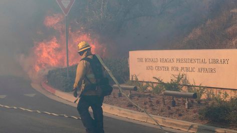 Easy Fire: Goats help save Ronald Reagan Presidential Library in Simi Simi Valley California, Los Angeles Fire Department, Future Library, Nancy Reagan, California Wildfires, Presidential Libraries, Riverside County, Simi Valley, Ventura County