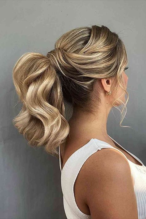 Easy Voluminous Ponytail Wedding Guest Style for Blonde Thick Hair Wedding Guest Hairstyles Ponytail, Easy Wedding Guest Hairstyles, Makeup Beauty Hacks, Long And Short Hair, Long Hair Ideas, Ponytail Hairstyles Easy, Bride Hairstyle, Guest Hair, Hairstyles Ponytail