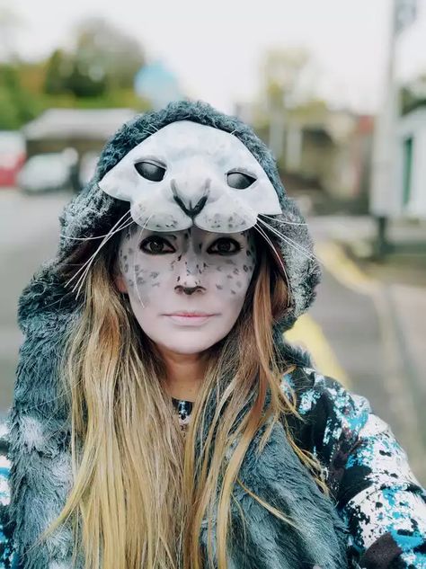 Selkie Halloween costume - Imgur Halloween In Ireland, Dystopia Rising, Celtic Mythology, Diy Costume, Fantasy Costumes, Random Pics, Best Cosplay, Diy Costumes, Larp