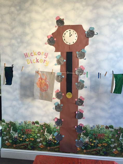 Hickery Dickery Dock, Bears Preschool, Eyfs Ideas, Hickory Dickory Dock, Hickory Dickory, Phonological Awareness, Little Pigs, Board Ideas, Display Ideas