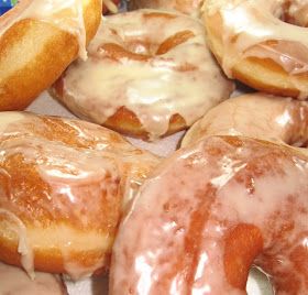 Spudnuts Donut Recipe, Spudnuts Recipe, Raised Donuts, Clone Recipe, Doughnut Recipe Easy, Homemade Donuts Recipe, Instant Potatoes, Instant Mashed Potatoes, Glazed Donuts