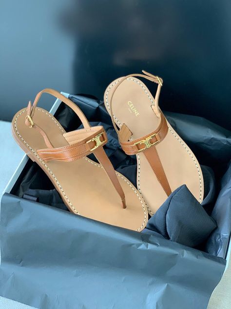 Celine Shoes Heels, Celine Slippers, Casual Leather Sandals, Classy Sandals, Celine Shoes, Pretty Sandals, Pretty Shoes Sneakers, Fashion Shoes Sandals, Shoes Heels Classy