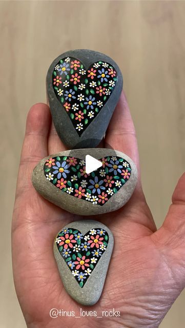 Ladybugs Painted On Rocks, Rock Of Ages, Love Rocks, Beach Stones, Clever Crafts, May 23, Rock Painting, Mandala Art, Painted Rocks