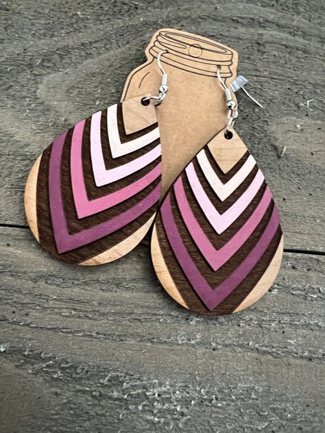 Wood Painted Earrings, Timber Earrings, Wood Earrings Diy, Hand Painted Earrings Wood, Mdf Earrings, Wood Burned Earrings, Laser Jewelry, Diy Jewellery Designs, Mandala Jewelry