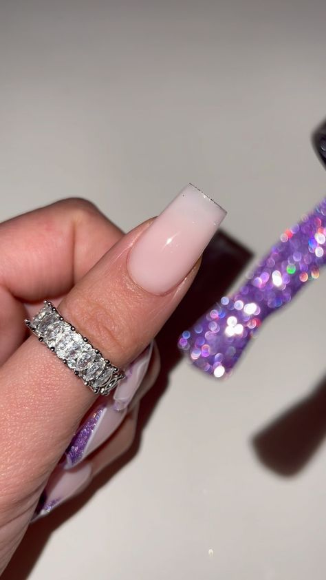 LN Nailed It on Reels | Woodsman · dream river. Nail Art Paillette, Purple Glitter Nails, Neon Acrylic Nails, Purple Acrylic Nails, Purple Spring, Purple Nail Designs, Spring Nail Designs, Gel Nails Diy, Purple Nail