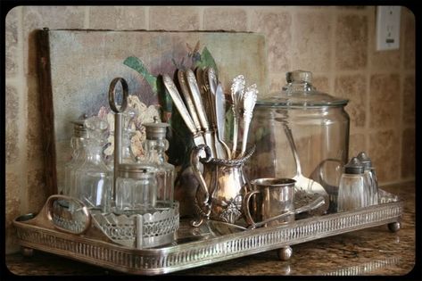 Kitchen Vignettes, Silver Display, Vibeke Design, Vintage Vignettes, Painted Cottage, Mod Vintage, Silver Trays, Silver Decor, Silver Glass