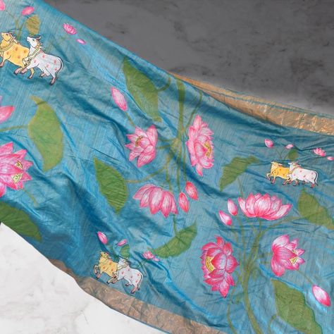 Pichwai Saree, Pure Tussar Silk Saree, Unique Sarees, Silk Kurti, Pichwai Paintings, Hand Painted Sarees, Half Saree Designs, Western Outfits Women, Tussar Silk Saree