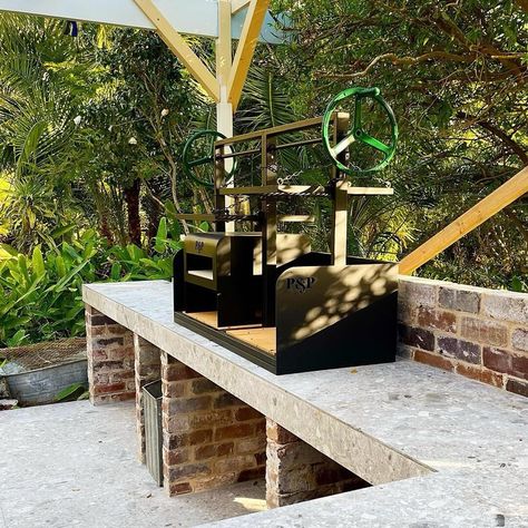 Pig & Pilgrim Charcoal BBQs | Outdoor kitchen set up goals with The Deuce Legless, and a pizza oven to boot 🍕 📷 @tradewinds_holiday_rental | Instagram Bbqs Outdoor, The Deuce, Kitchen Set Up, A Pizza, Kitchen Set, Pizza Oven, Kitchen Sets, Holiday Rental, Outdoor Kitchen