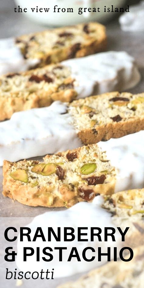 Pistachio Biscotti Recipe, Pistachio Christmas, Cranberry Biscotti, Cranberry Pistachio Biscotti, Pistachio Biscotti, Easy Holiday Treats, Cranberry Pistachio, Biscotti Cookies, Biscotti Recipe