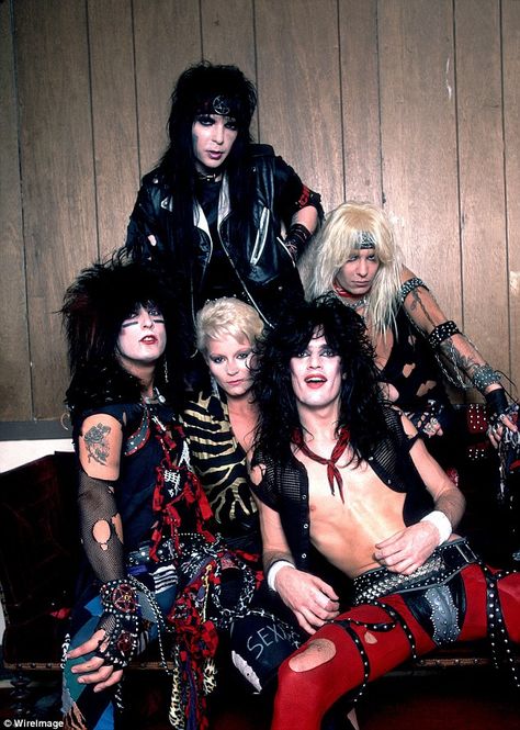 Chica Heavy Metal, Shout At The Devil, Rock & Roll, Vince Neil, 80s Hair Bands, Motley Crüe, Andy Black, Glam Metal, Nikki Sixx