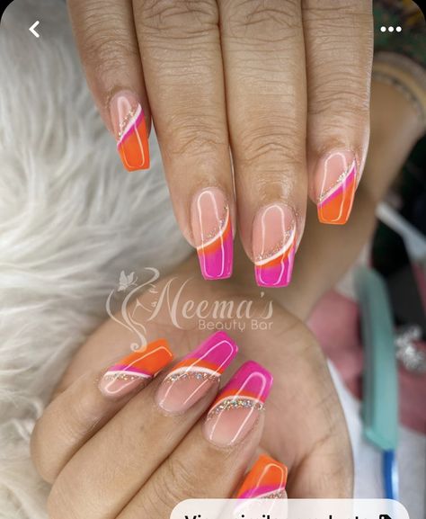 Orange Gel Manicure Ideas, Holiday Nails Orange And Pink, Coral Abstract Nails, Fushia And Orange Nails, Hot Pink And Orange Nail Designs, Orange And Peach Nails, Pink And Coral Nails Summer, Orange Pink And White Nails, Orange And Pink Gel Nails