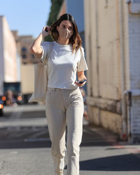 Kendall Jenner’s 8 Wardrobe Staples Make Up Her Off-Duty Model Style Kendall Style, Oufits Casual, Kendall Jenner Outfits, Jenner Outfits, Pinterest Fashion, Kendall Jenner Style, Style Mistakes, 가을 패션, Outfit Details