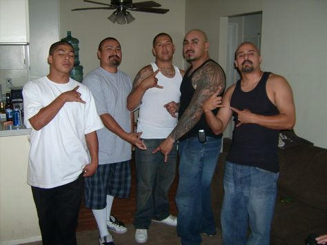 Gang Members Censored Photo, Boy Meme, Gang Signs, Gang Members, Gang Culture, Gang Member, Culture Magazine, Street Culture, White People