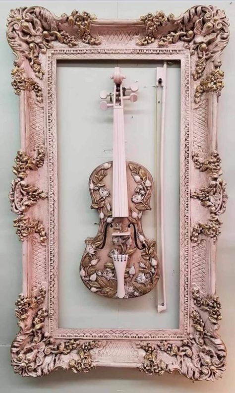 Violin Aesthetic Vintage, Decorated Violin, Steampunk Violin, Violin Craft, Violin Decor, Shabby Chic Violin, Cool Violin, Violin Decoration, Violin Aesthetic