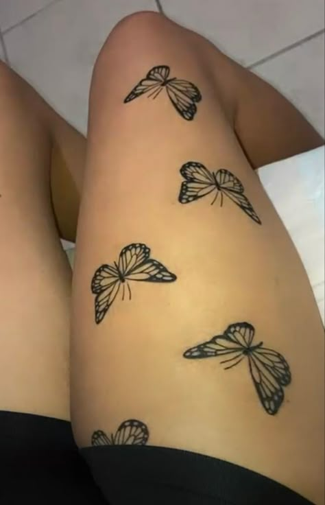 Front Of Leg Tattoos Women, Thigh Tattoo Butterfly, Tattoo Ideas Leg Female, Tattoo Butterfly Design, Butterfly Leg Tattoo, Hand And Finger Tattoos, Tattoo Butterfly, Butterfly Tattoos For Women, Mommy Tattoos