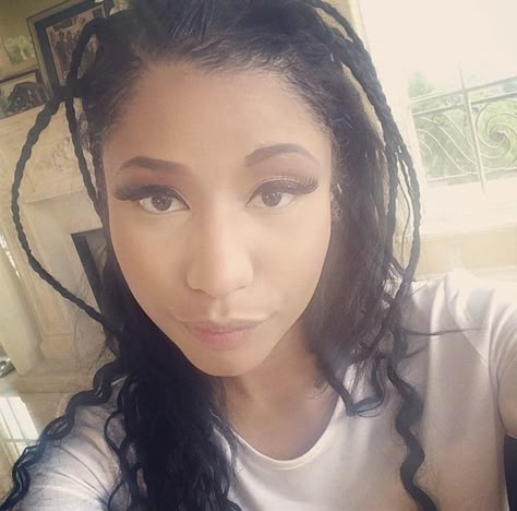 Nicki Minaj Jewelry, Old Nicki Minaj, Nicki Minaj Barbie, Nicki Minaj Photos, Geordie Shore, Nicki Minaj Pictures, Eyebrows On Fleek, Female Rappers, Taco Bell