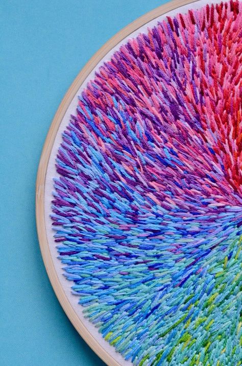 My rainbow embroidery hoop ? - diy post - Imgur Embroidery Things, Voxel Art, Rainbow Embroidery, Embroidery Stitching, Diy Posts, Needlepoint Stitches, Diy Pillows, Embroidery Fashion, Diy Embroidery