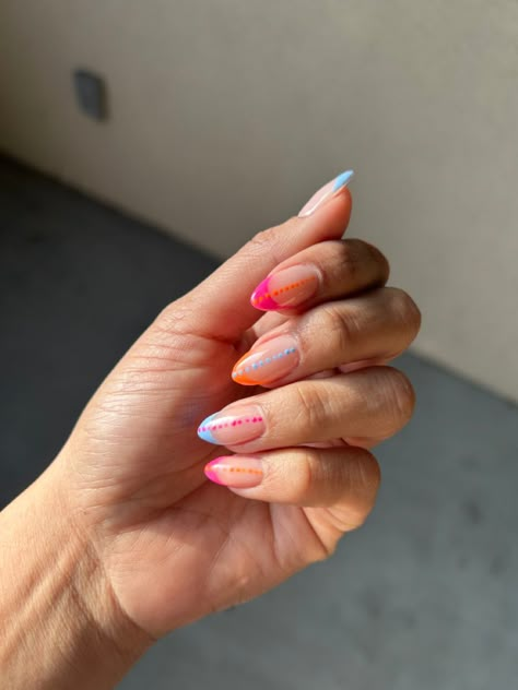 Palm Spring Nails, Nail Designs Vacation Tropical, Easy Spring Break Nails, Costal Nail Ideas, Spring Break Nail Ideas 2024, Fun Nails 2024, California Nails Ideas, Surfboard Nails, Aura Summer Nails