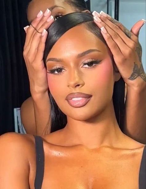 Soft Makeup Look Black Women, Pink Blush Black Women, Simple Glam Makeup Black Women, Simple Makeup Looks Black Women, Simple Makeup Black Women, 90s Style Black Women, Blush Black Women, Makeup On Dark Skin Women, Prom Makeup Black Women