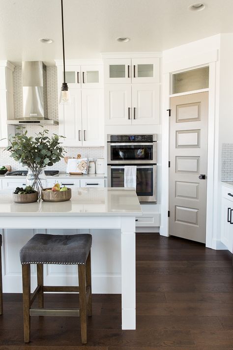 Modern farmhouse kitchen | Akin pantry door paint colors Corner Pantries In Kitchen, Kitchens With Corner Pantry, Pantry In Corner Of Kitchen, Corner Pantry In Kitchen, Corner Pantry Kitchen Layout, Kitchen Layout With Corner Pantry, Modern Corner Pantry, Corner Pantry Kitchen, Corner Pantry Design