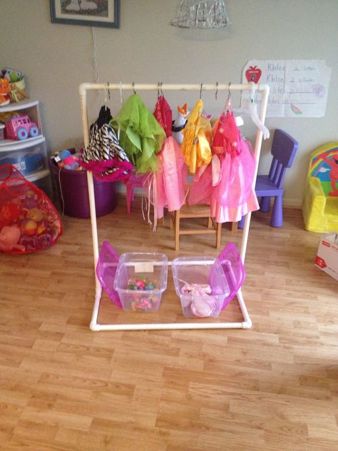 Diy Play Clothes Rack, Dress Rack, Vinyl Blinds, Country Style Interiors, Cheap Kids Clothes, Online Kids Clothes, Busy Toddler, Diy Garden Decor, Clothes Organization