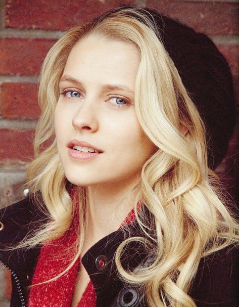 The 15 Most Beautiful Blonde Actresses: Round 3 | HubPages Teresa Mary Palmer, The Sorcerer's Apprentice, Mark Webber, Blonde Actresses, Teresa Palmer, Billie Piper, Anna Kendrick, Rachel Mcadams, Rosie Huntington Whiteley