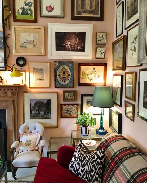 Gallery Wall Inspiration, Eclectic Home, Vintage Modern, Front Room, A Living Room, Eclectic Decor, Home Fashion, تصميم داخلي, Home Decor Inspiration