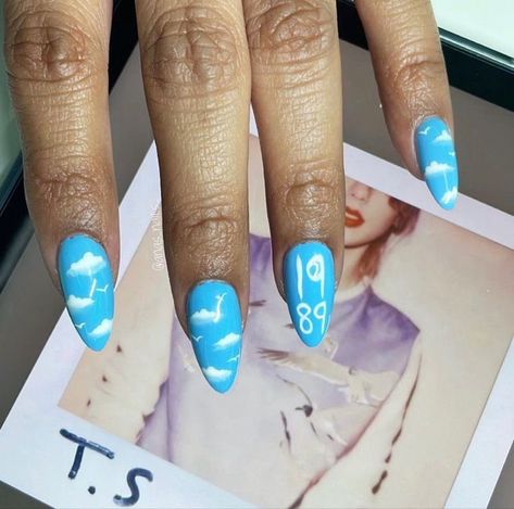 1989 Inspired Nails, 1989 Nails Taylor Swift, 1989 Nails, Taylor Swift Nails Inspired, Nails By Skin Tone Range, Eras Nails, Swift Nails, Taylor Swift Nails, Tropical Vacation Nails