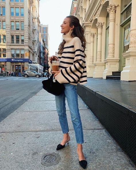 How to Wear Skinny Jeans in 2023 (Without Looking Like a Fashion "DON'T") - Life with Mar Arielle Charnas, How To Look Expensive, Bundle Business, Instagram Breakfast, Effortless Outfit, Mode Inspo, 가을 패션, Looks Style, Mode Inspiration