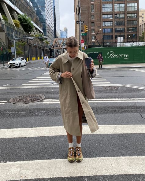 a rainy day in the city🌧️ Rainboots Outfit Work, Copenhagen Bike, Rome Honeymoon, Exploring Outfit, Rainy Day In The City, Rainy Outfit, Rainboots Outfit, Hello 2024, Trench Outfit